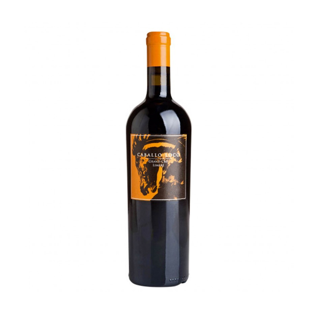 Vino Caballo Loco Grand Cru Limarí 750cc, un vino elegante y complejo con notas de frutos negros y especias. ¡Disfruta de este vino chileno excepcional, compra online!
